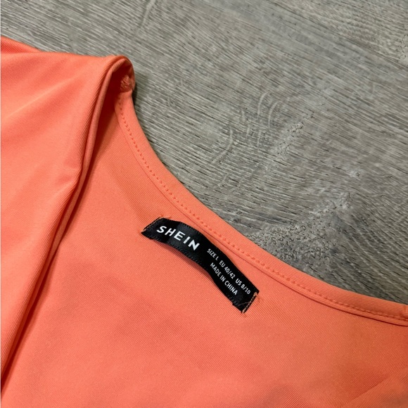 •SHEIN• CUTOUT TIE DRESS - Picture 5 of 5